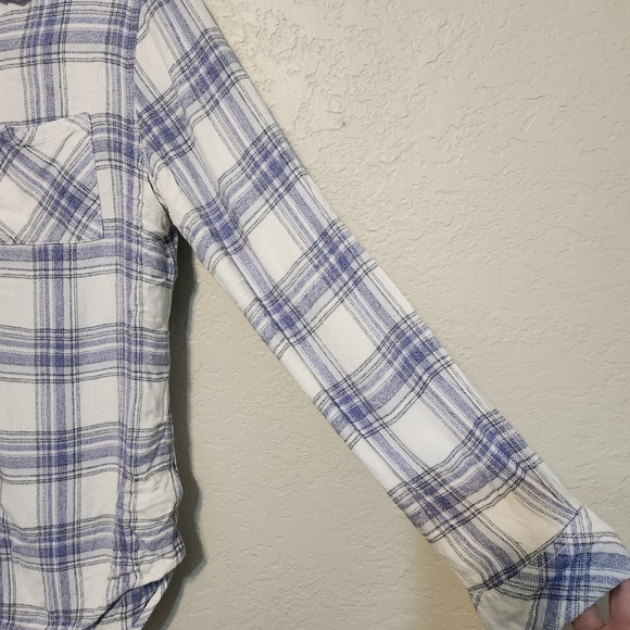 BLL NEW YORK Blue and White Plaid Button Down Long Sleeve Soft Size Large - Picture 3 of 7
